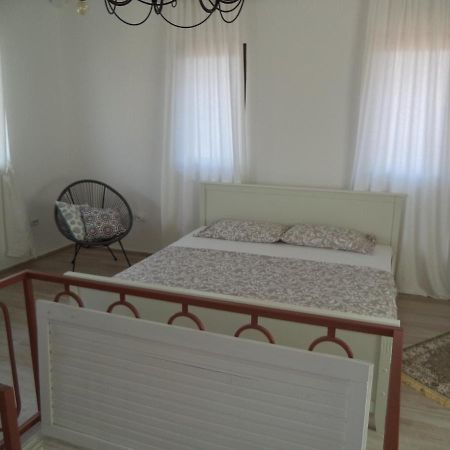 Chic Sea Front Apartment With Breathtaking Kotor Bay View Donji Stoliv Εξωτερικό φωτογραφία