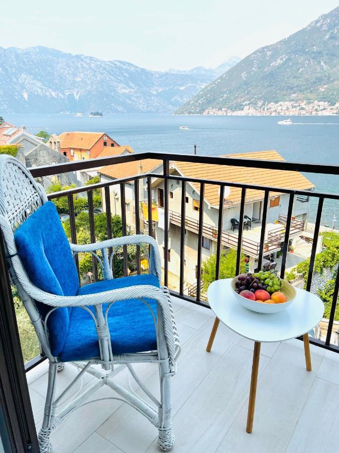 Chic Sea Front Apartment With Breathtaking Kotor Bay View Donji Stoliv Εξωτερικό φωτογραφία