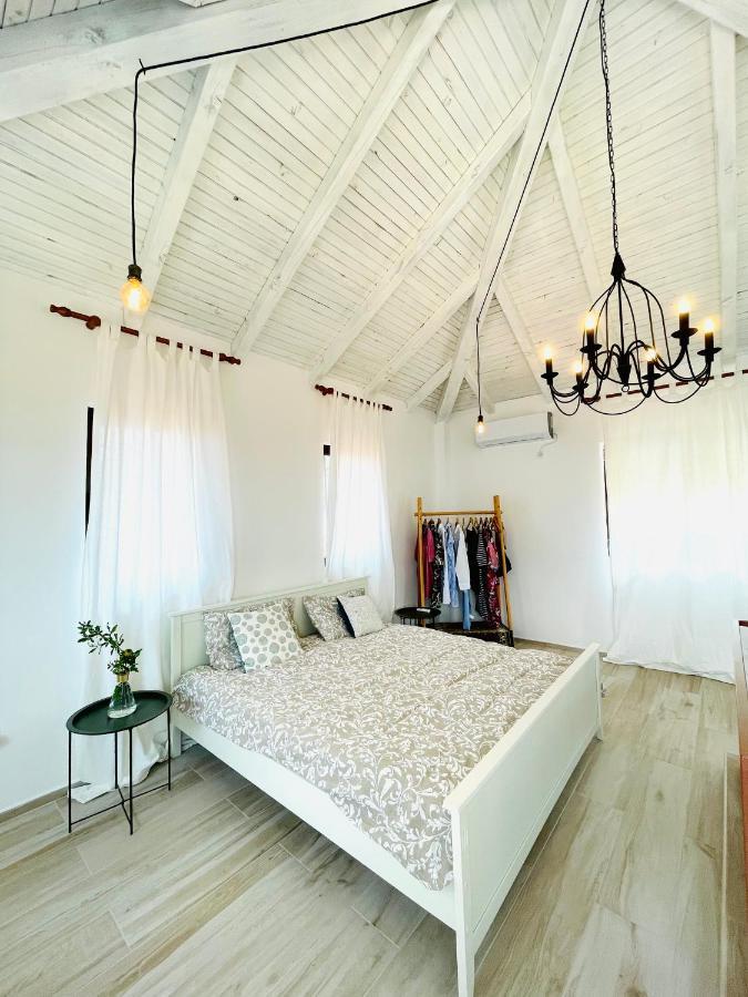 Chic Sea Front Apartment With Breathtaking Kotor Bay View Donji Stoliv Εξωτερικό φωτογραφία