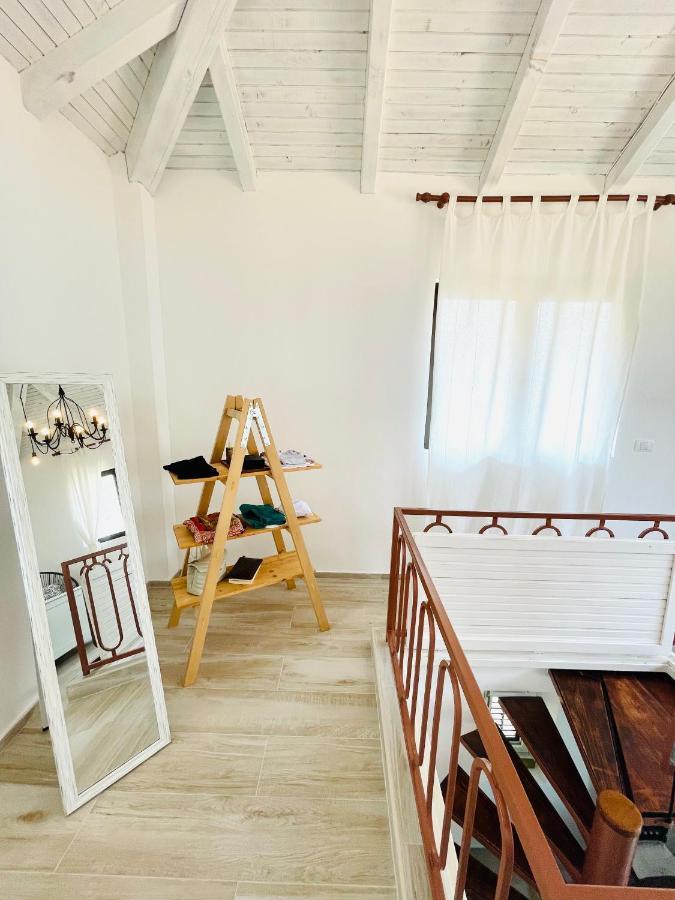 Chic Sea Front Apartment With Breathtaking Kotor Bay View Donji Stoliv Εξωτερικό φωτογραφία
